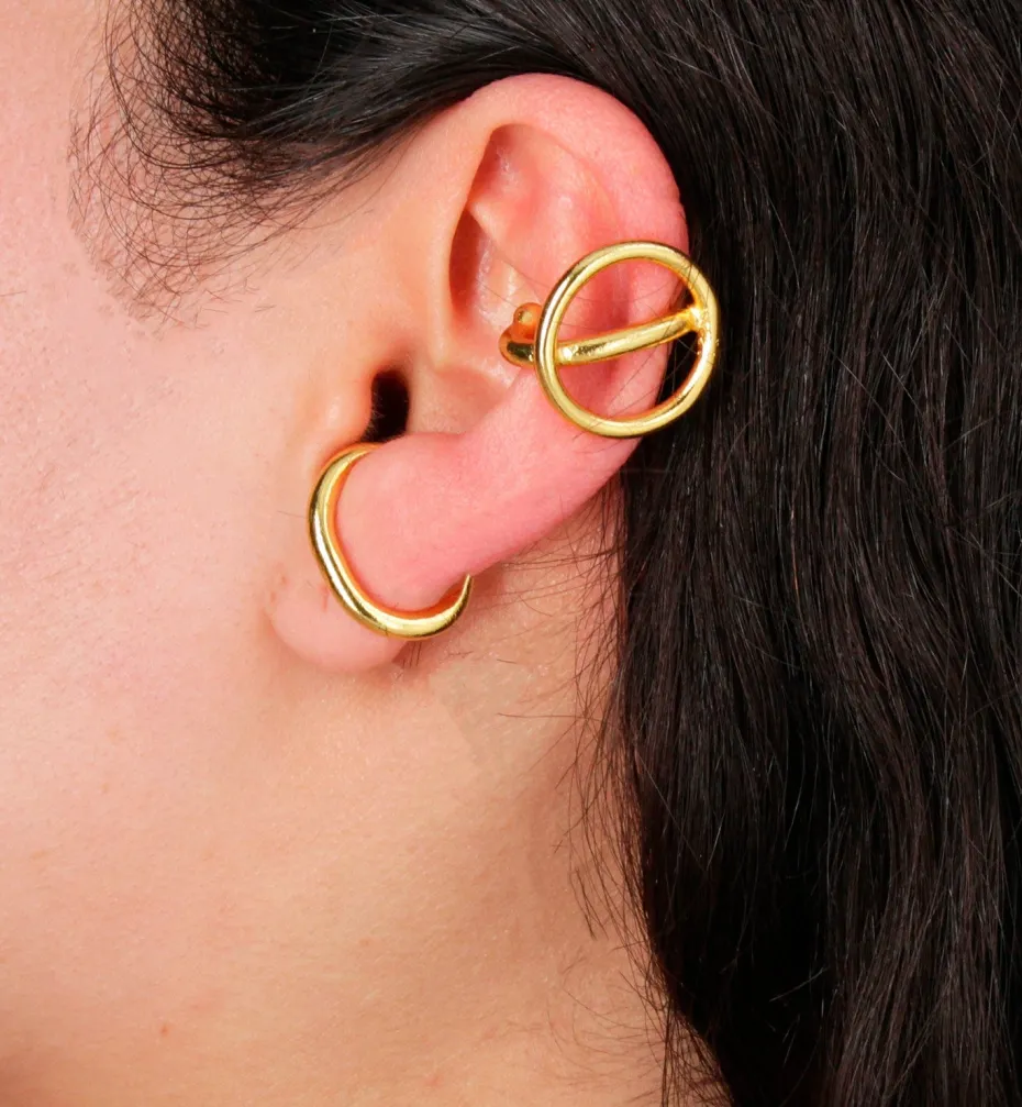 Earrings | Ear Cuffs*Mercedes Salazar La Huaca Ear cuff